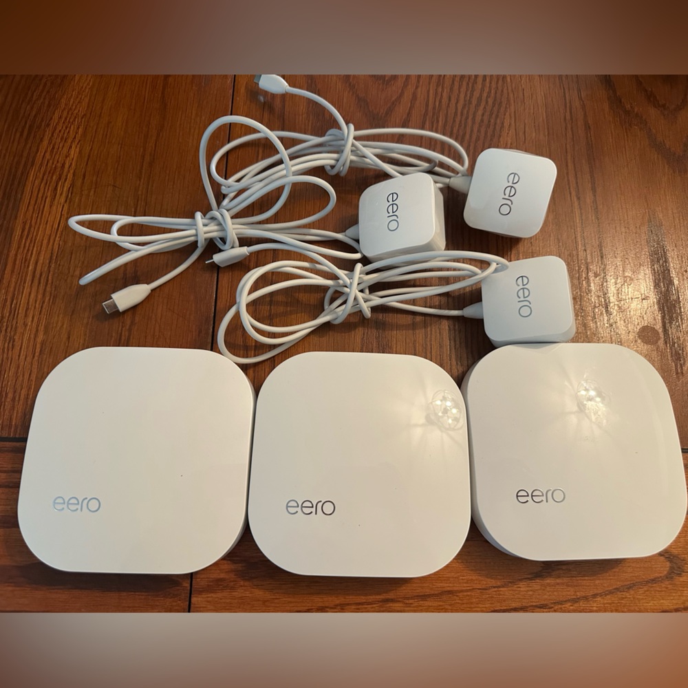 Eero Pro Mesh WiFi System (3-pack).
